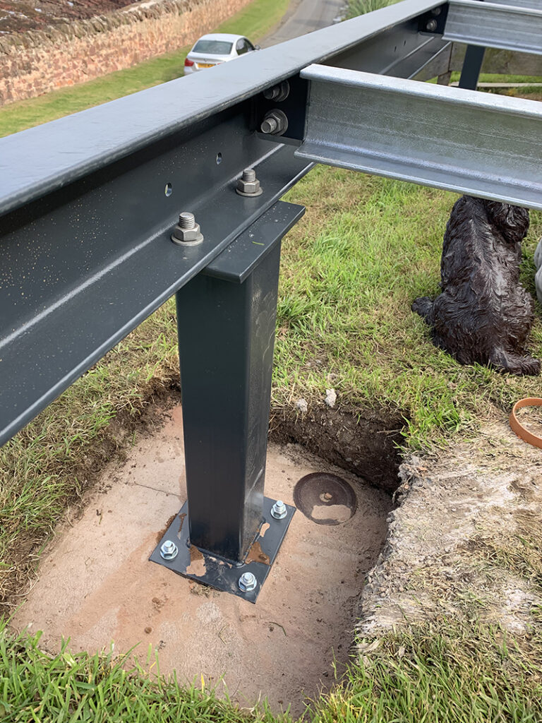 Structural steel glass balcony