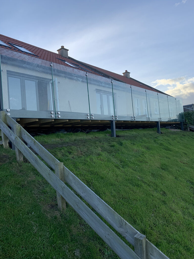 Structural steel glass balcony